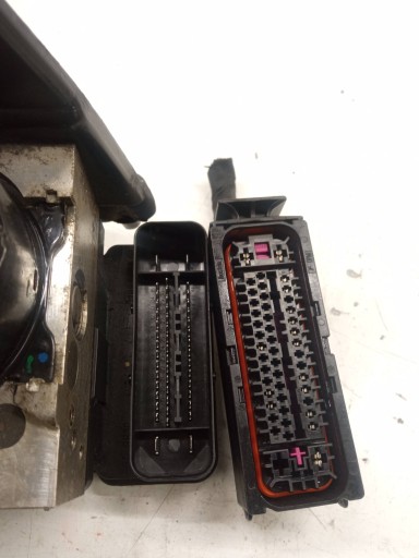 Spina ZLACZE KOSTKA STEROWNIKA POMPY ABS 1K0614517BD Volkswagen Golf VI
