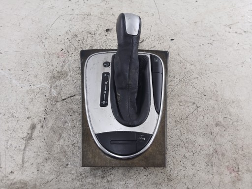 MERCEDES W211 tyčka řadicí páka změny převodů AUTOMAT 2118216958