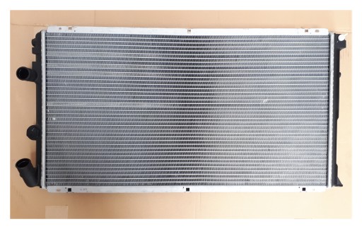 8MK 376 - Кулер для воды nissan interstar opel мовано мастер