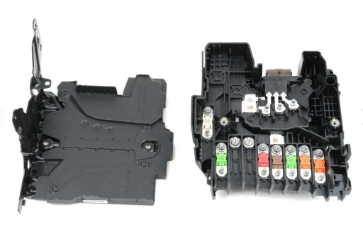 Блок предохранителей c4 picasso 9675350280