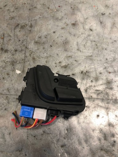 PRZYCISKI of control seat right front MERCEDES W205 KOMBI A2059057903