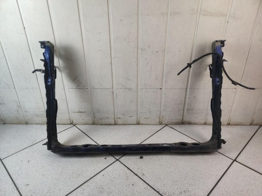 support panel for radiators pillar iron Toyota Prius plus ZVW40 facelift 2015