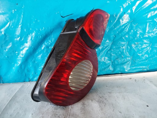 light BMW Z4 E85 left rear part
