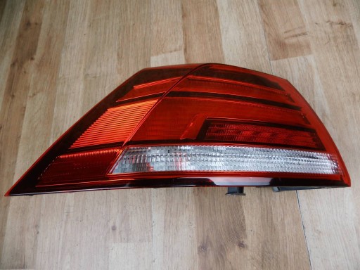 Volkswagen Golf VII 2017-2021 LIFT HB light left rear part rear left 5G0945095Q