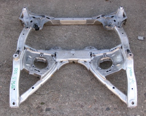 BMW 5 G30 3.0D 19R LAWA subframe axle beam front