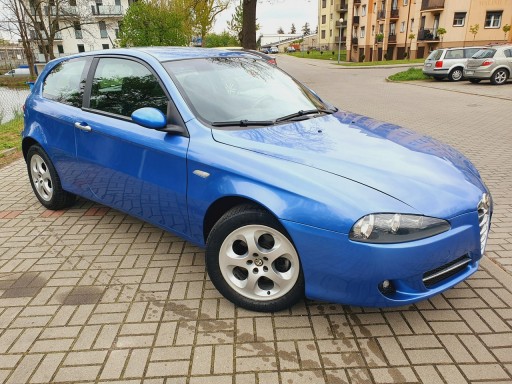 Alfa Romeo 147 Hatchback 1.6 i 16V T.Spark 120KM 2007