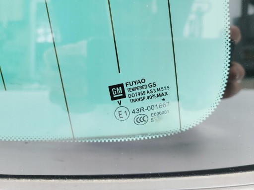 window of a fender right rear part OPEL ZAFIRA C 15R