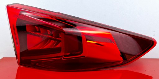 Cupra formentor Задняя лампа светодиод 5ff945208