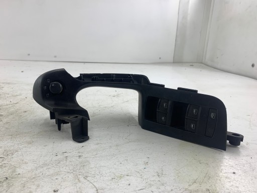 AUDI A6 C6 PANEL of the window left front handle