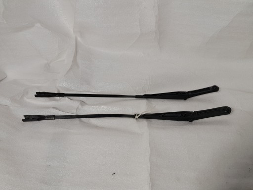 AUDI A4 B9 wiper arm right 8W1955408