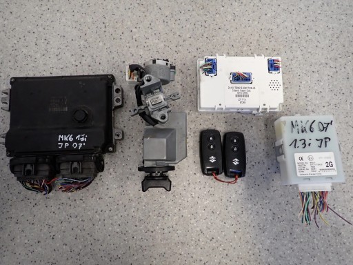 33920-73KM - Suzuki swift 1.3i 07-09 стартовый комплект компьютерный замок зажигания 33920-73км