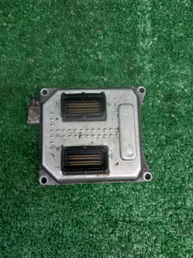 computer of the engine control unit OPEL ASTRA H 55568735 5WK9463