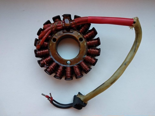 97790152 - Suzuki GS 550 1982 Статор генератора як новий