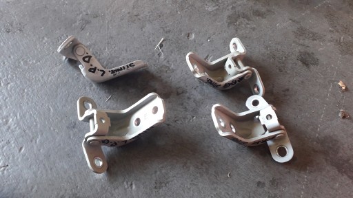 KIA STINGER 2017 - ПЕТЛЯ ПЕТЛІ ПЕРЕДНЬОЇ ПРАВОЇ ДВЕРІ