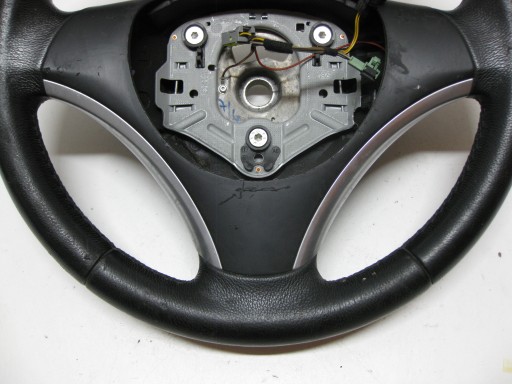 BMW E87 08R volant SKORZANA 6769893