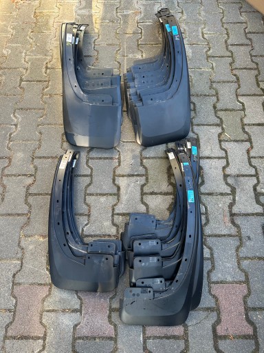 Бризговик Ford Ranger