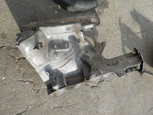 quarto LONGHERONE sinistra vw passat b6 2006r