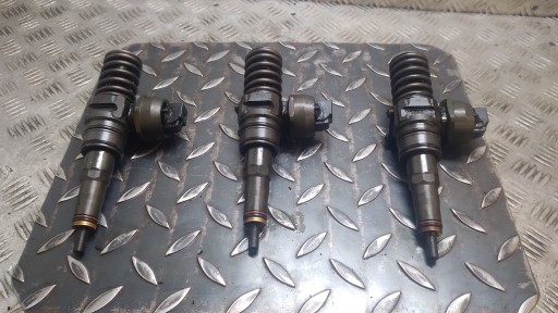 POMPOWTRYSKIWACZE KOMPLET VOLKSWAGEN POLO 4 038130073BN