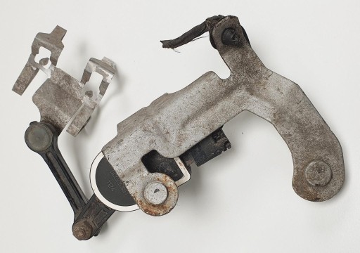 A0009053704 - Датчик вирівнювання правий задній MERCEDES GLC W253