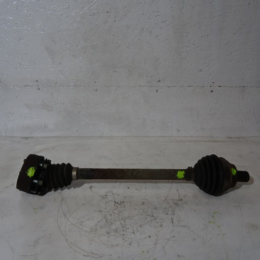 VW GOLF 5 V 1.4 B ПЕРЕДНІЙ ЛІВИЙ ПІВВІСЬ