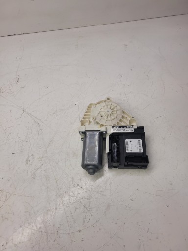 Моторчик правого скла audi a3 8p cabrio 8p7959802d