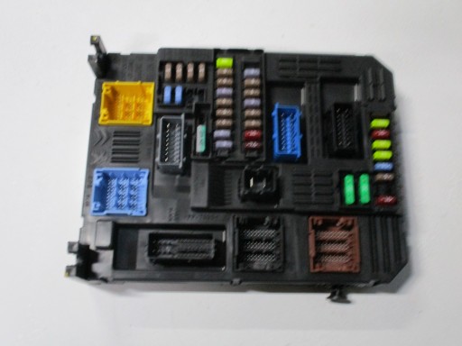 МОДУЛЬ BSI CITROEN BERLINGO IV 9832880680