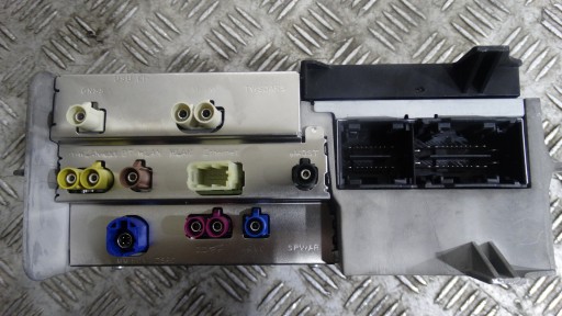 IDEAL KPL.navigation MERCEDES W118 W247 W907 W910 1 9