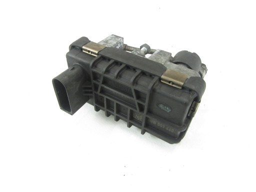 regulator of the turbine BMW e81 e87 e90 e91 N47d20 118d 318d GT1749V