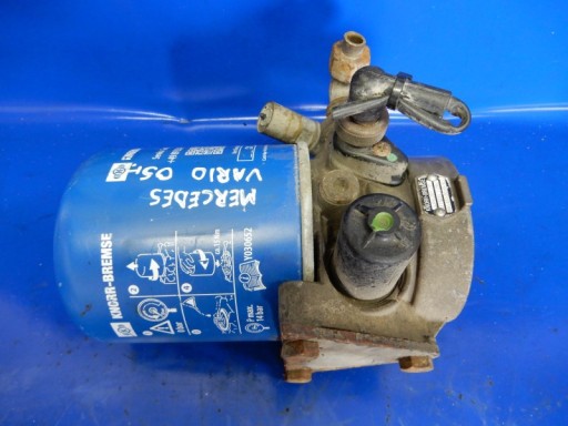 LA820125 - ОСУШУВАЧ КЛАПАН БАЗА MERCEDES VARIO