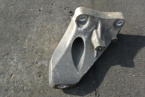 Stütze Halter DES MOTORS MASERATI GHIBLI III LEVANTE