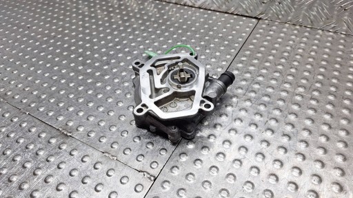 pump VACUM A2702300165 MERCEDES SLC R172 W205 W176 W246 W117 1.6 2.0 CGI