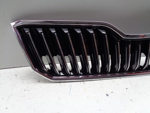 Grill Kühlergrill SKODA SUPERB III 3 3V 3V0 15- NR 53587