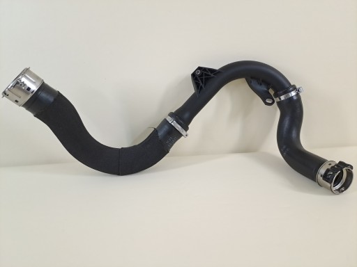 144605006R - Dacia SANDERO III STEPWAY 21R труба интеркулера