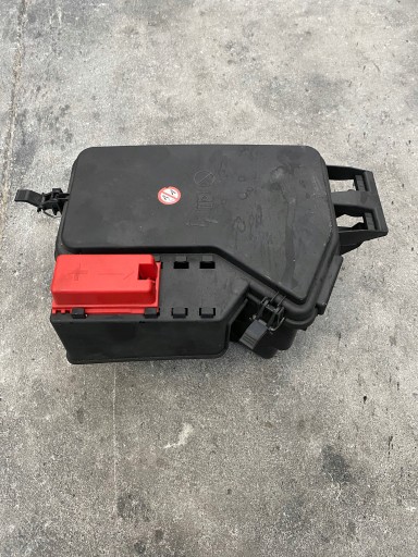 Блок запобіжників mercedes eqv w447 a4475450069