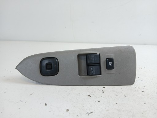 MAZDA 323F BA PANEL okna levý předek BL4D66350