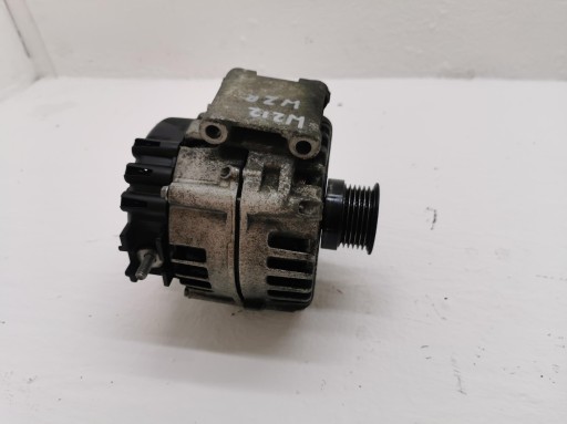 alternator MERCEDES E-KLASA W212 A0009067900 180A