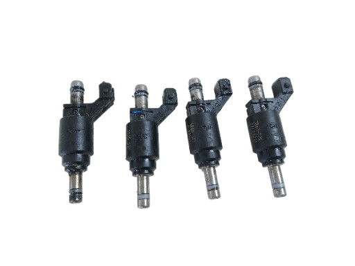 OPEL VECTRA C SIGNUM 2.2 DIRECT injector 24404012