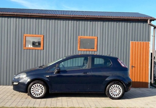 Fiat Punto Grande Punto Hatchback 5d 1.2 Start&Stop 69KM 2011
