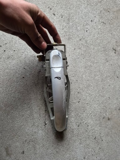 VW T5 T5 LIFT Türgriff Tür gleitende rechts srebrna