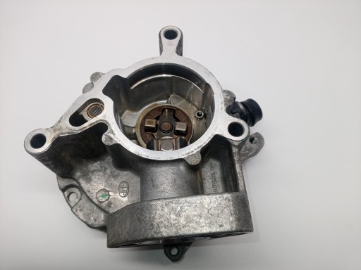 ВАКУУМНЫЙ НАСОС AUDI VW 2.0 TFSI 06K145100AE