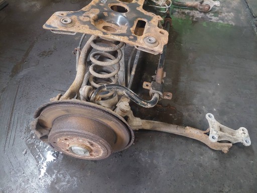 Complets Suspension Renfort pare choc Essieu arrière PEUGEOT 406 et COUPE