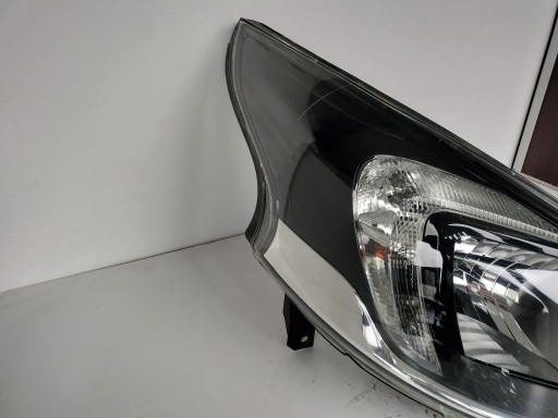 light right REFLEKTOR OPEL VIVARO B 14