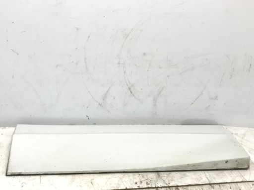 VW TOUAREG III МОЛДИНГ ДВЕРІ ЛІВИЙ ЗАДНІЙ 760854949D