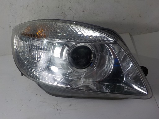 SKODA FABIA II light right front front UK