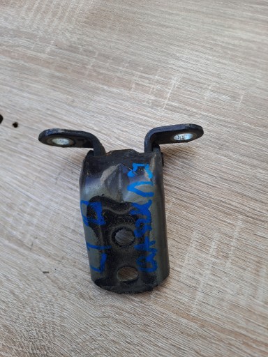 hinge door left or right rear part rear lower nissan qashqai j10