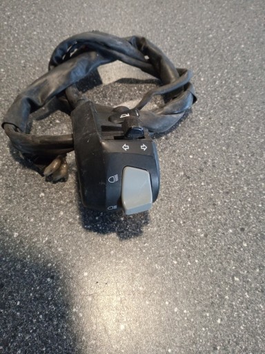 ЛЕВЫЙ ПЕРЕКЛЮЧАТЕЛЬ YAMAHA TMAX T-MAX 500