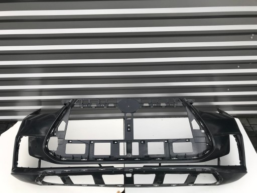 Передній бампер byd tang