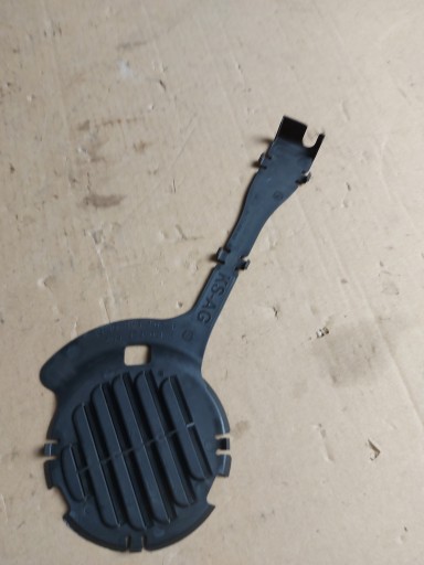 spoiler cover of a fan radiator MERCEDES C W204 E W207 COUPE OE