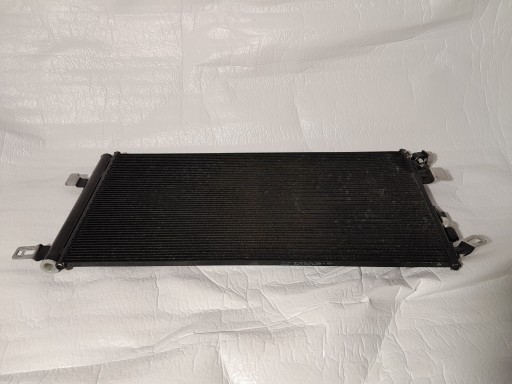 AUDI A4 B9 Radiateur climatisation 8W0816411M
