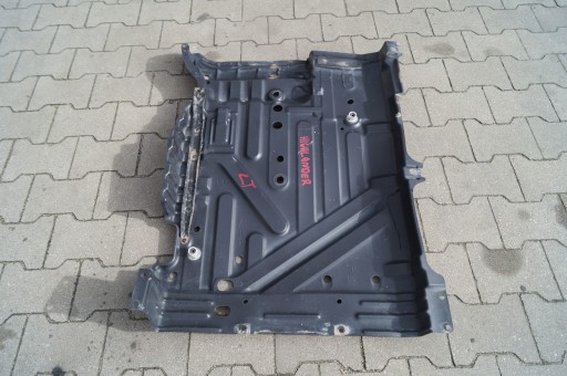 cover chassis rear part left TOYOTA HIGHLANDER II 2